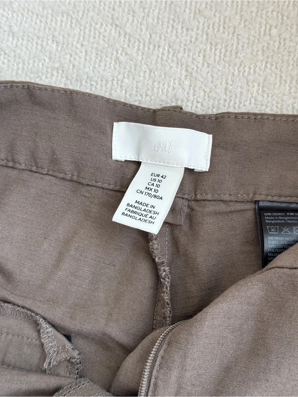 H&M Mid to High Rise Casual Summer Pants in Brown - Size 10